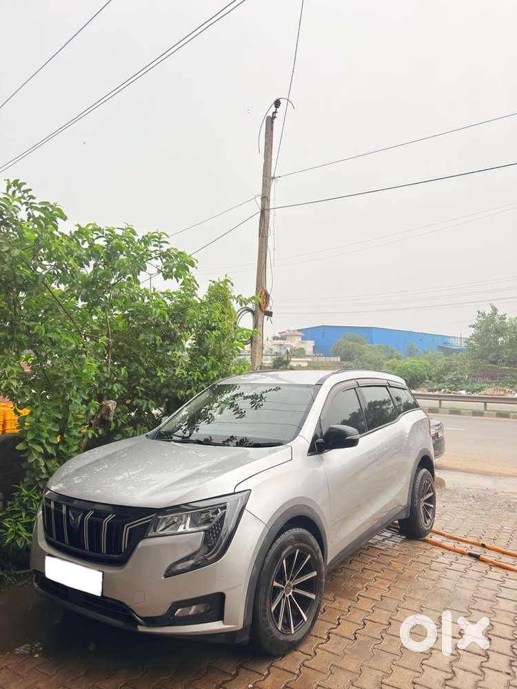 Mahindra Xuv700 Petrol 2023