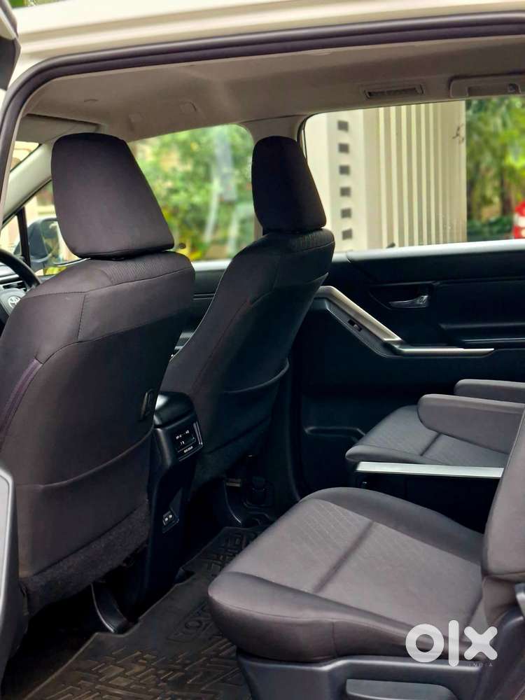 Toyota Innova Hycross 2.0 Gx 7 Str, 2023, Petrol