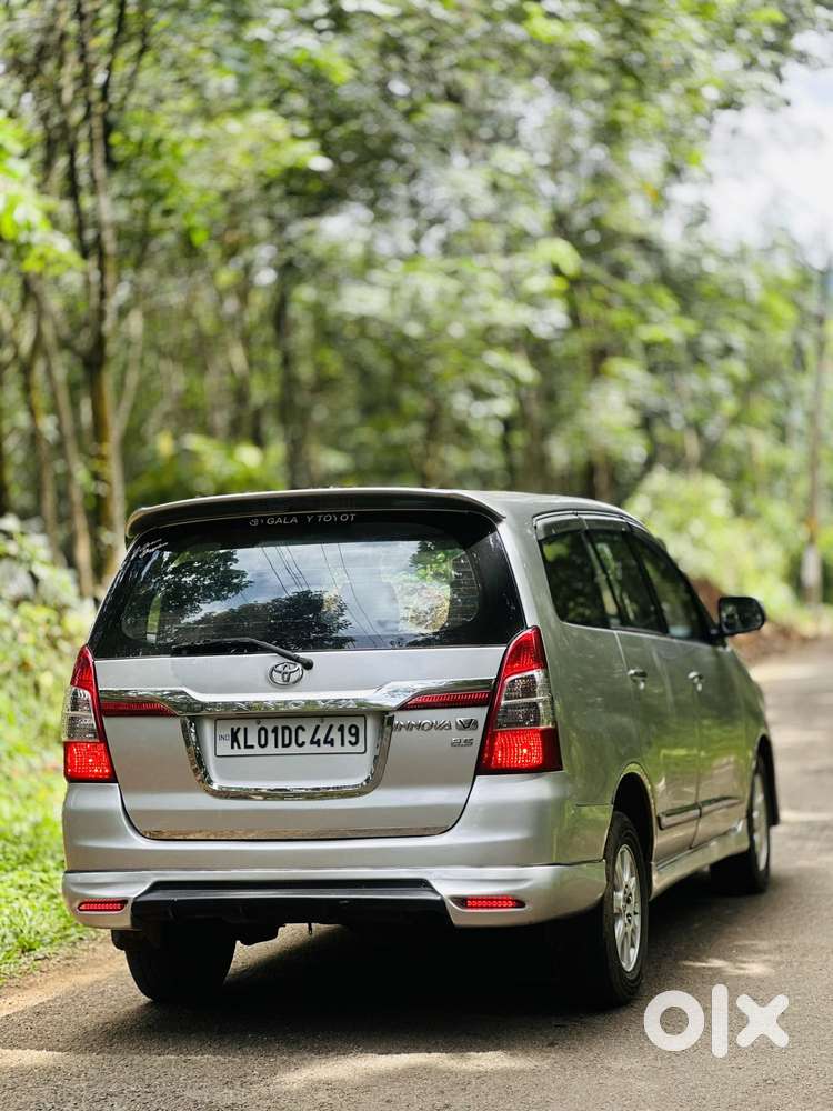 Toyota Innova 2.5 V 7 Str, 2012, Diesel