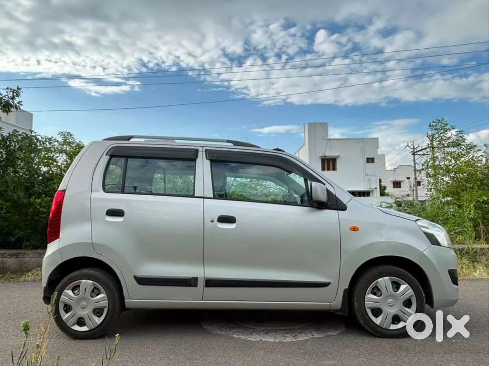Maruti Suzuki Wagon R Vxi Amt Opt, 2017, Petrol