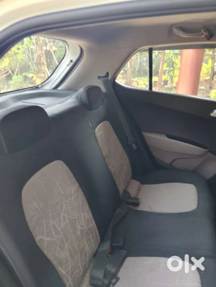 Hyundai Grand I10 2015 Petrol Well Maintained