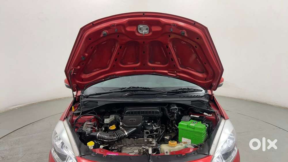 Tata Tiago Xza, 2018, Petrol