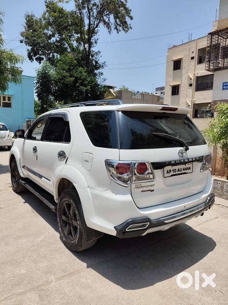 Toyota Fortuner 3.0 4x4 Manual, 2010, Diesel