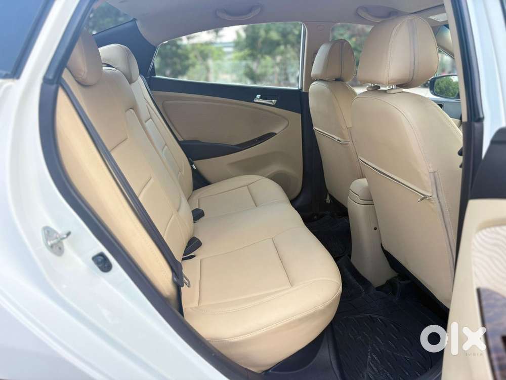 Hyundai Verna Fluidic 1.6 Vtvt Sx, 2013, Petrol