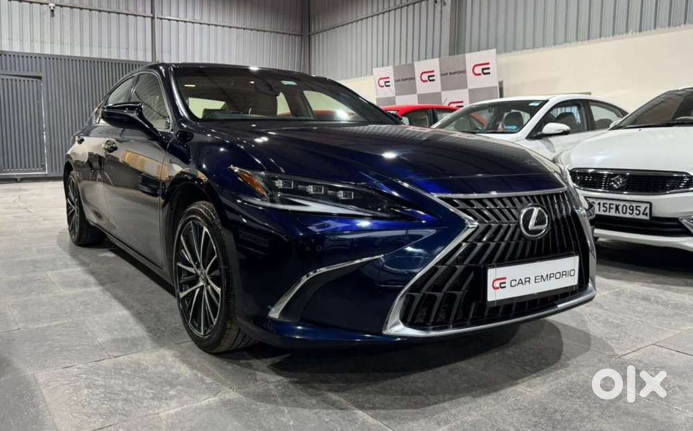 Lexus Es 300h Luxury, 2024, Cng & Hybrids
