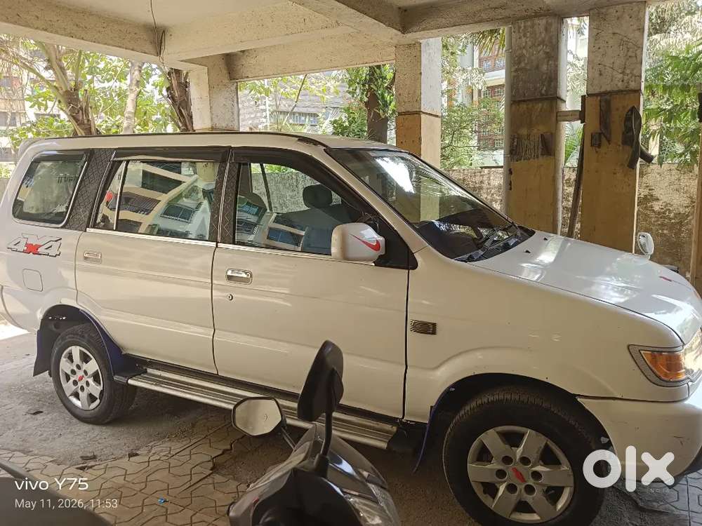 Chevrolet Tavera 2015 Diesel Well Maintained