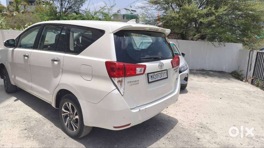 Innova Cresta V Modle 8 सीटर. Mh-20-fz-0111