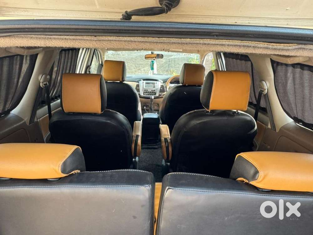 Toyota Innova 2015 Diesel Well Maintained