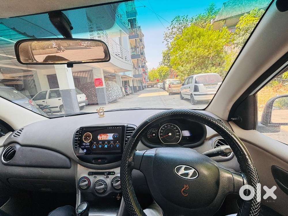 Hyundai I10 With Front Power Window.