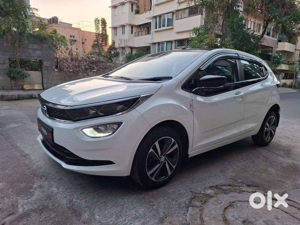 Tata Altroz Xz Plus (s), 2023, Petrol