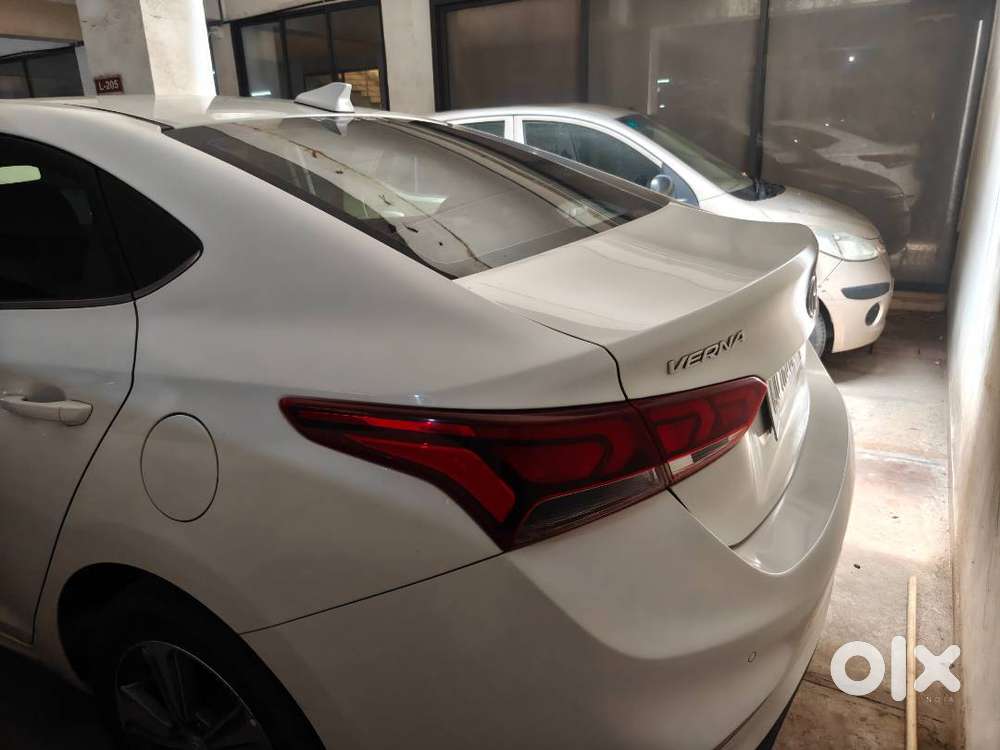 Hyundai Fluidic Verna 2018