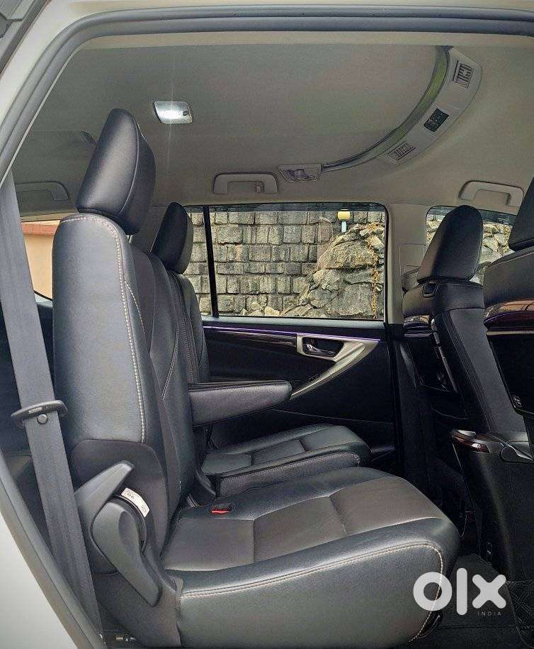 Toyota Innova Crysta 2.4 Z 7 Str, 2025, Diesel
