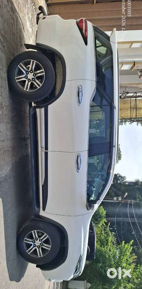 Toyota Fortuner 4x2 Mt 2.8 Diesel, 2022, Diesel