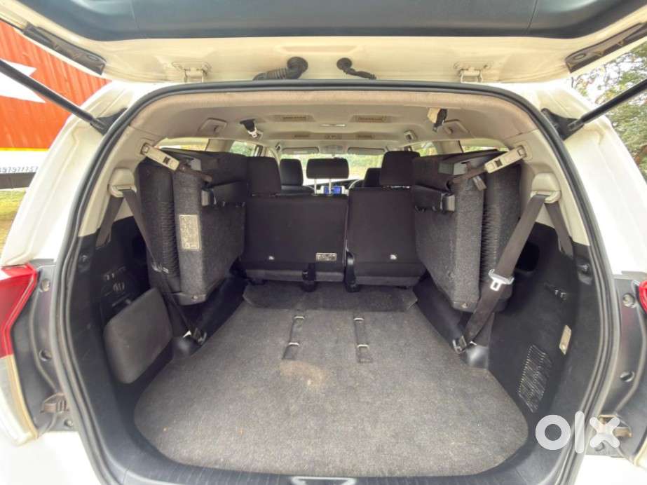 Toyota Innova Crysta 2.4 G Mt 8s, 2017, Diesel