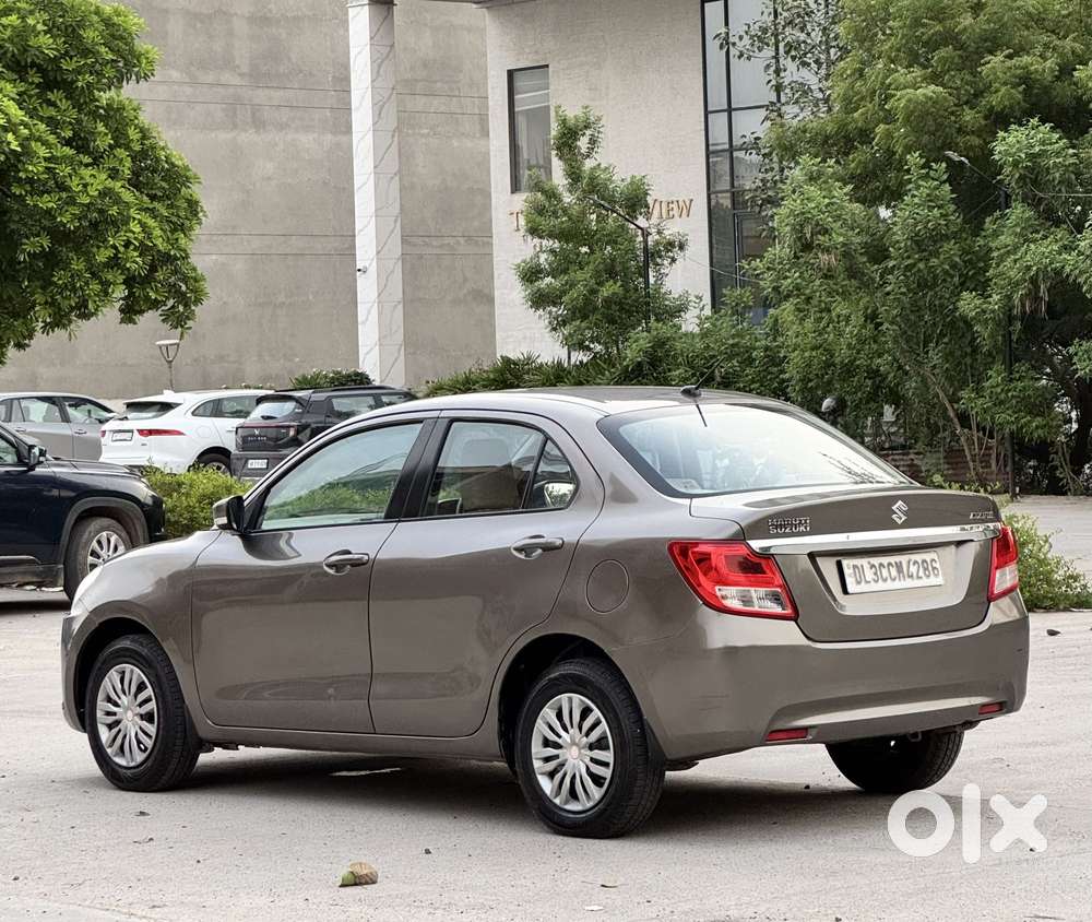 Maruti Suzuki Swift Dzire Vxi Optional, 2017, Petrol