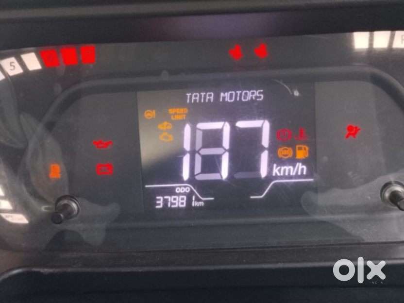 Tata Punch Adventure Icng, 2023, Petrol