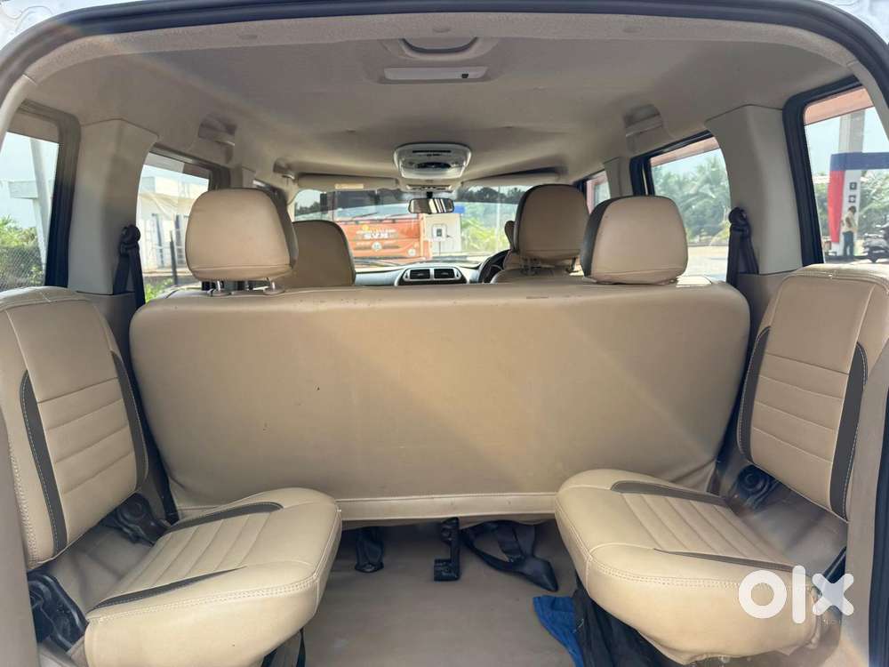 Mahindra Tuv 300 T8, 2017, Diesel