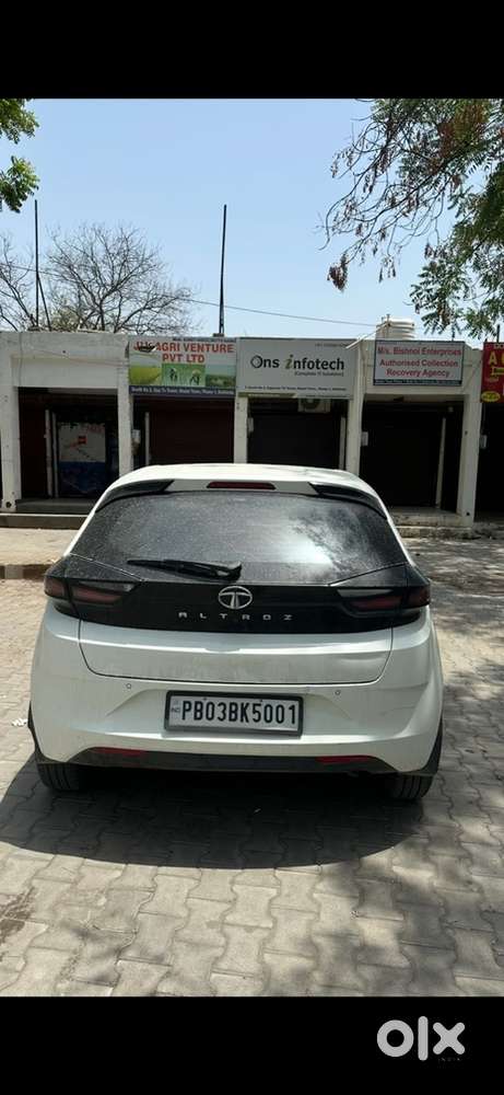 Tata Altroz 2022 Petrol