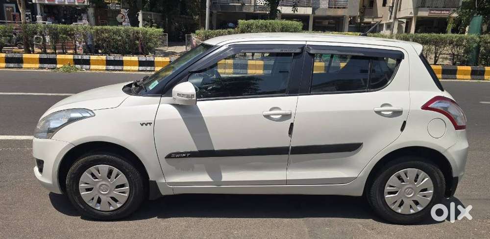Maruti Suzuki Swift Vxi Cng, 2012, Cng & Hybrids