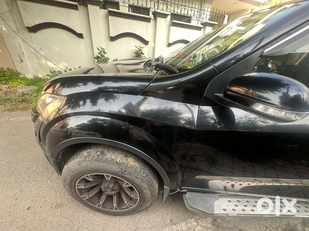 Most Awaited Xuv500 Now On Olx For Luckyest Person Black Beauti