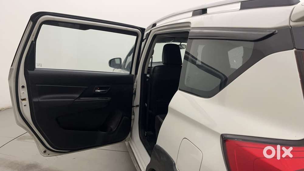 Maruti Suzuki Xl6 1.5 Alpha At, 2021, Petrol