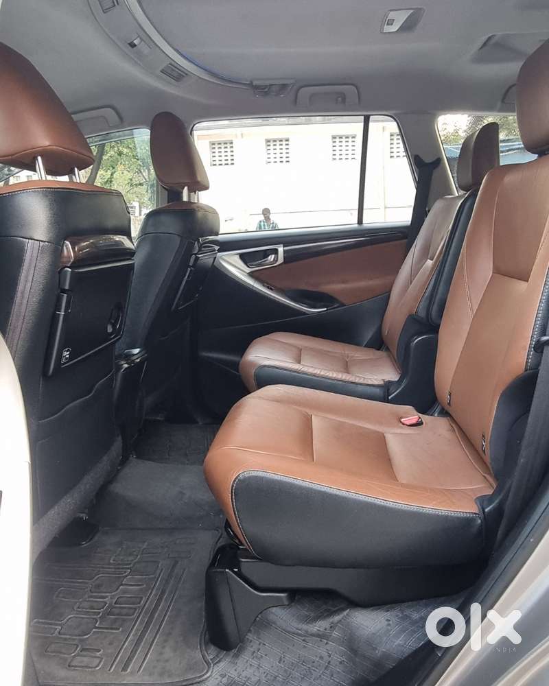 Toyota Innova Crysta