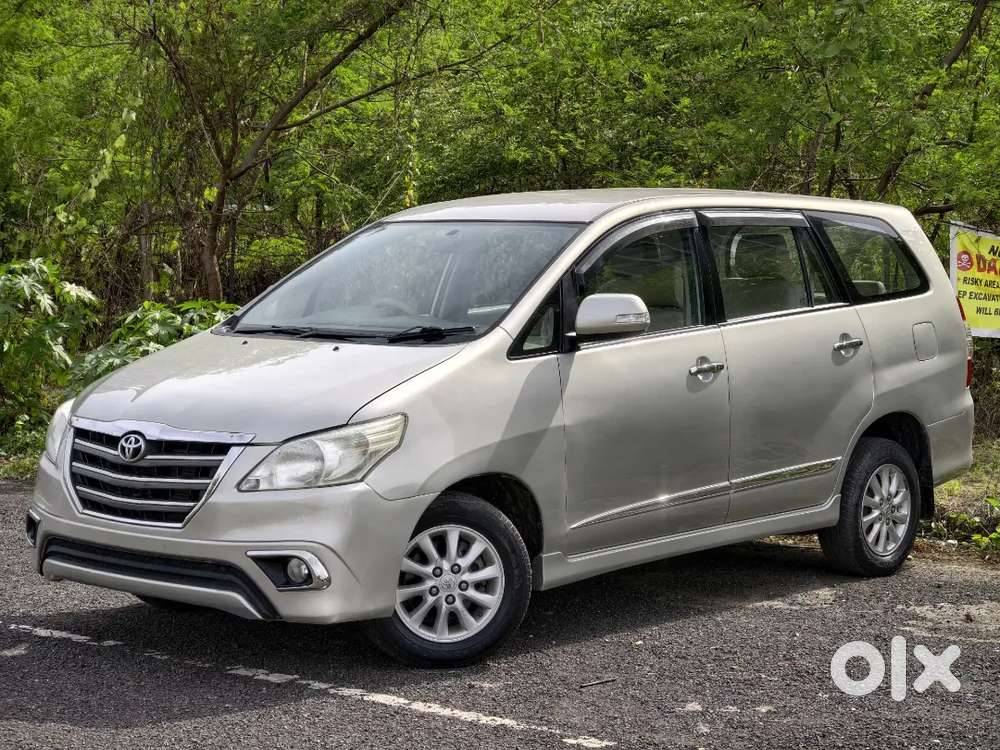 Toyota Innova Diesel 2014