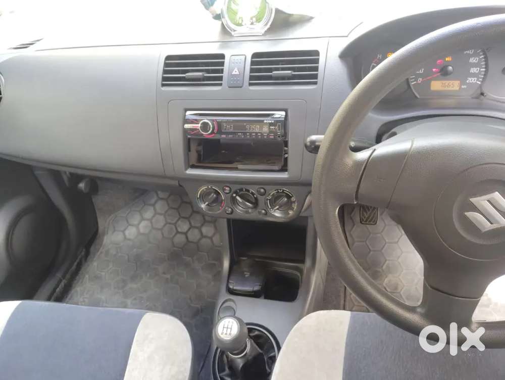 Maruti Suzuki Swift 2009 Petrol And Sequential Cng 76600 Km Driven