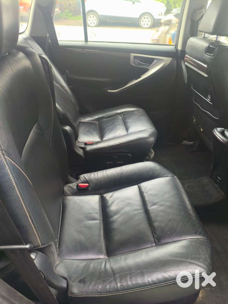 Toyota Innova Crysta 2.8 Z, 2016, Diesel