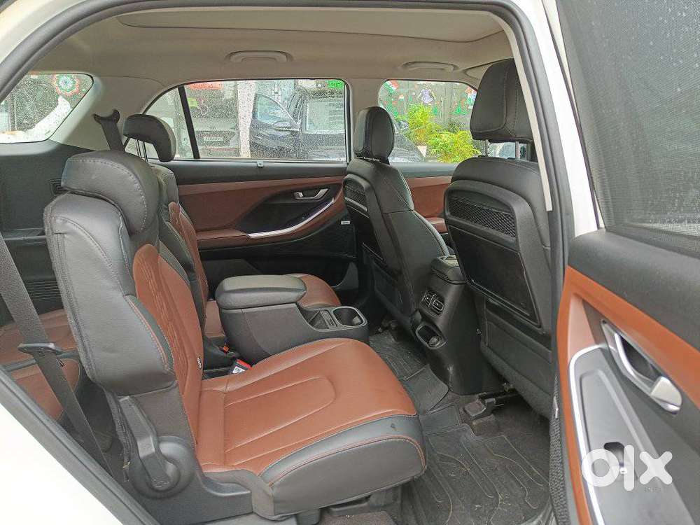 Hyundai Alcazar 2.0 Signature (o) Petrol At 6 Str, 2021, Petrol