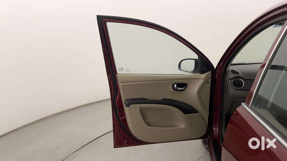 Hyundai I10 Sportz 1.1 Irde2, 2015, Petrol