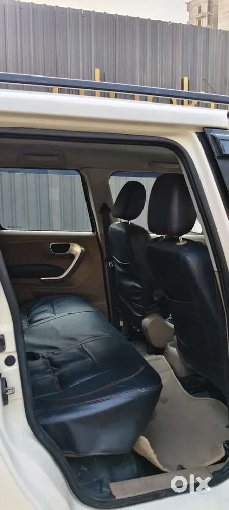 Mahindra Tuv 300 Mhawk100 T8, 2017, Diesel