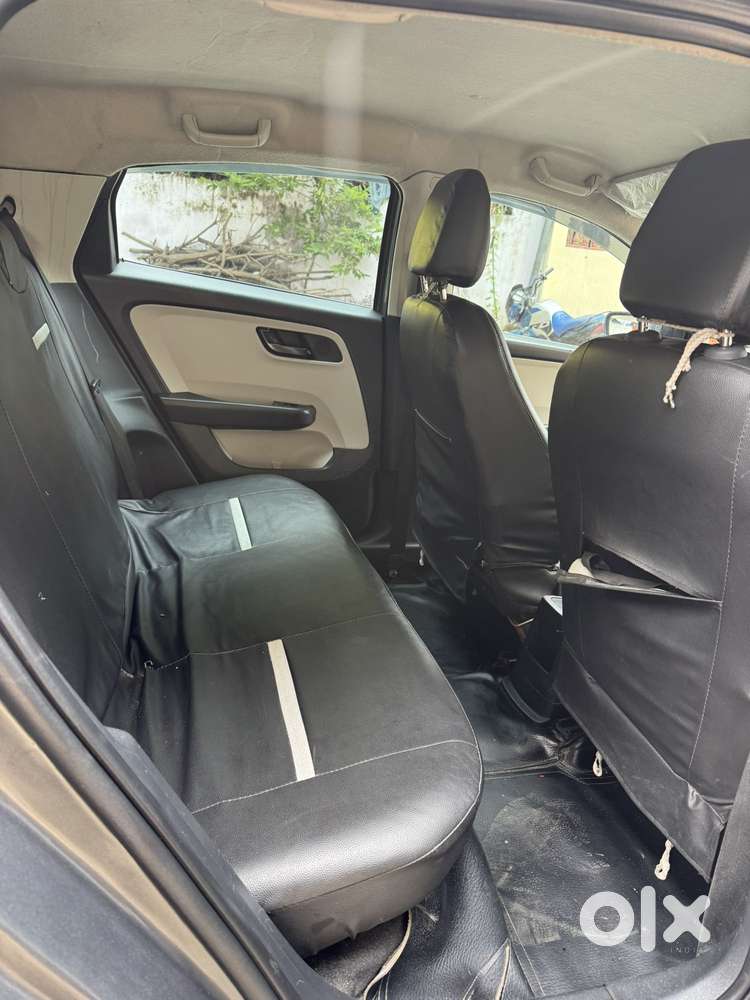 Tata Altroz 1.2 Xt, 2023, Petrol