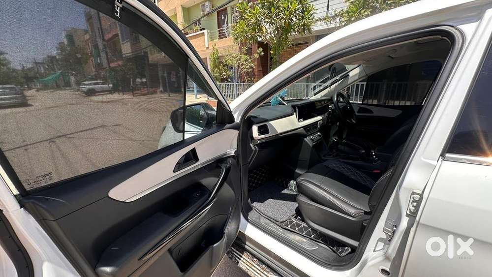 Mahindra Xuv700 2022 Petrol Good Condition