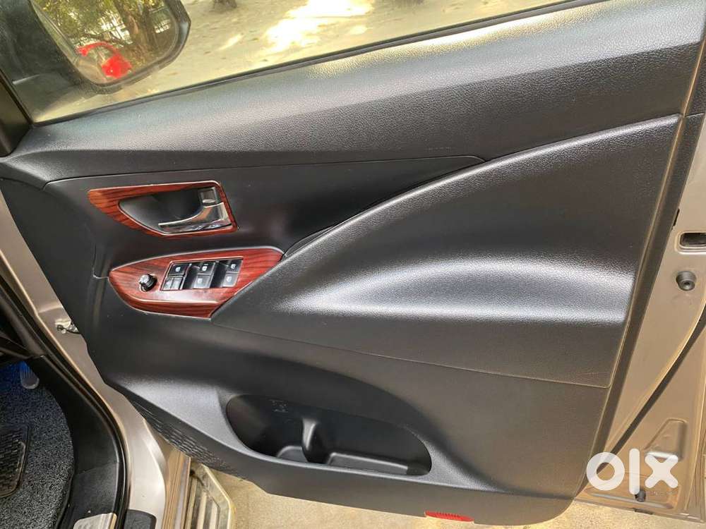 No Dealer Direct Party             Toyota Innova Crysta 2.8 Auto