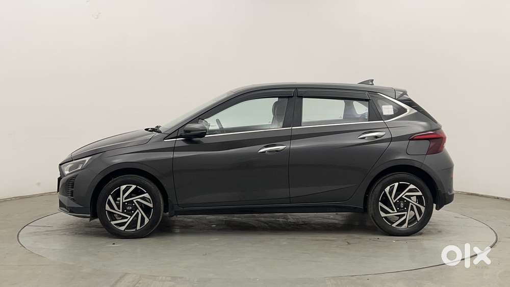 Hyundai I20 Asta (o) 1.2 Mt, 2024, Petrol