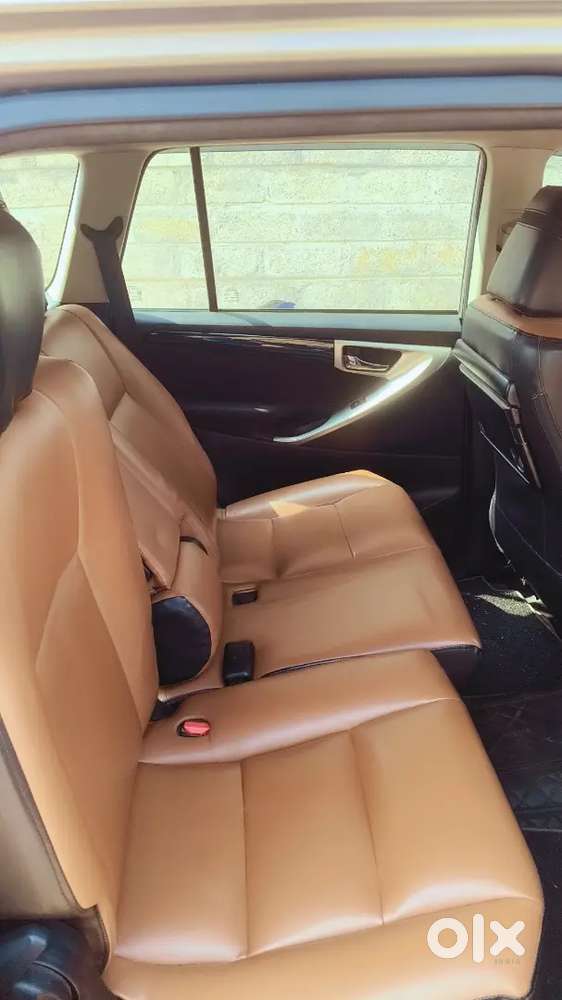 Toyota Innova Crysta 2019 Diesel 130000 Km Driven