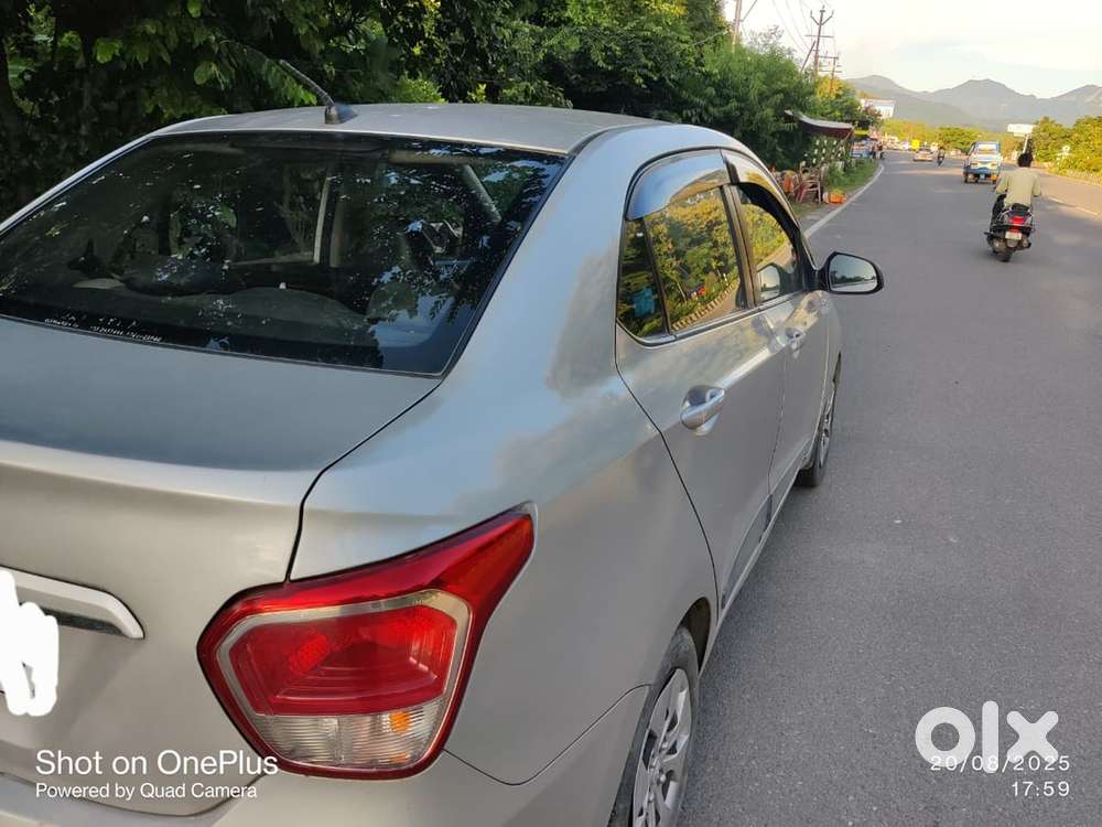 Hyundai Xcent 2016 Well Maintained