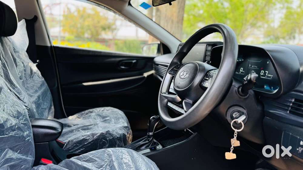 Hyundai I20 Sportz 1.2 Ivt Dual Tone, 2023, Petrol