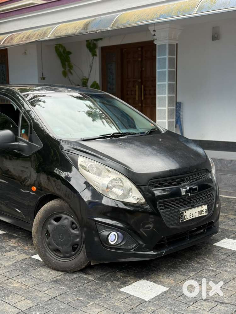 Chevrolet Beat Petrol 2015