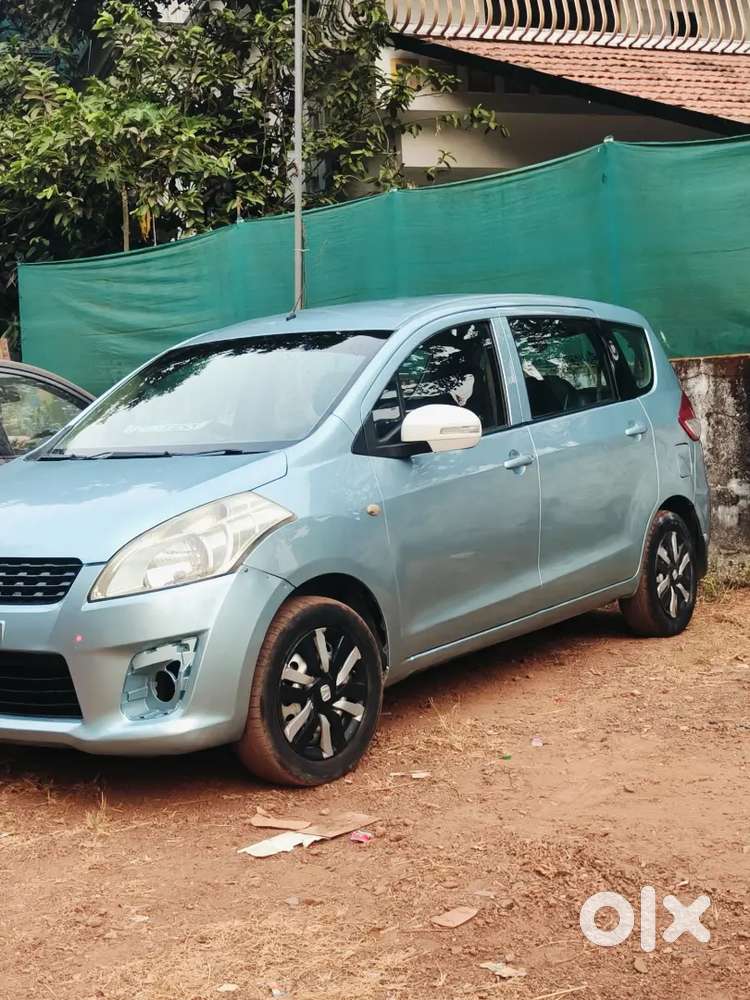 Maruti Suzuki Ertiga 2012 Petrol 250000 Km Driven