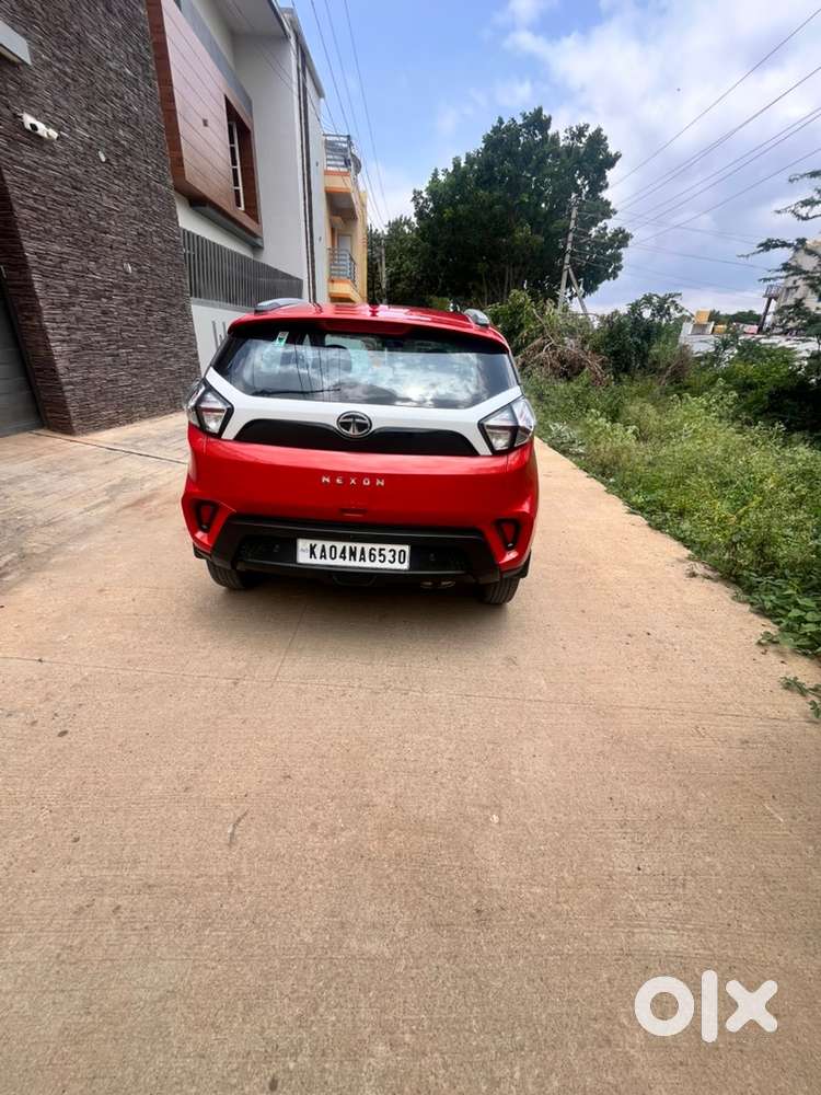 2022 Tata Nexon Xm(s) Petrol (manual) Sunroof  37,000 Km  2nd Owner