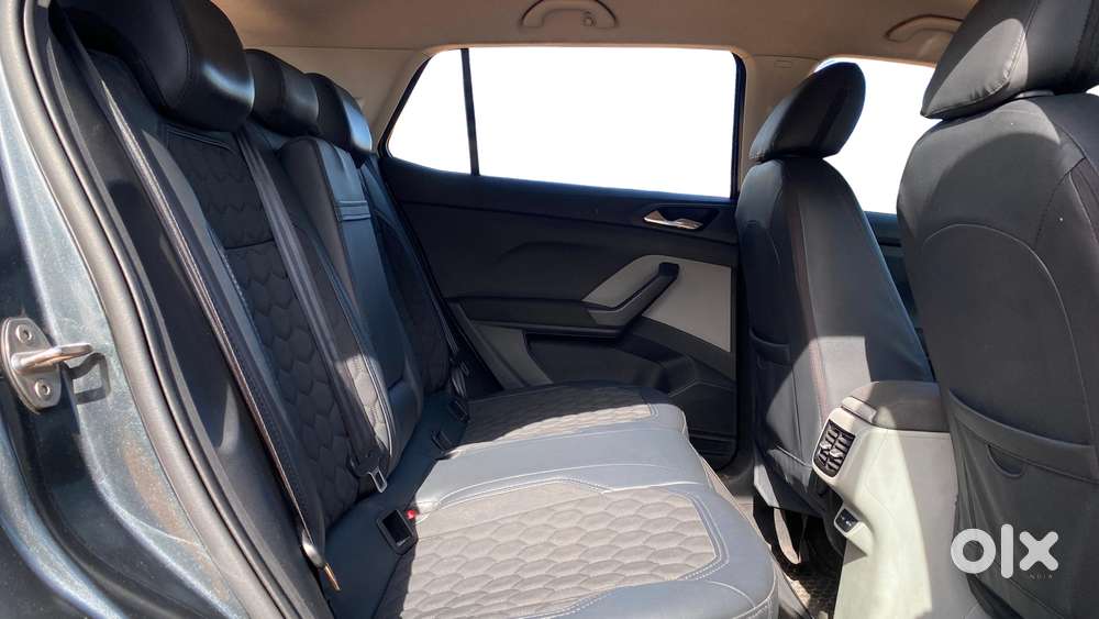 Skoda Kushaq 1.0 Tsi Ambition, 2022, Petrol