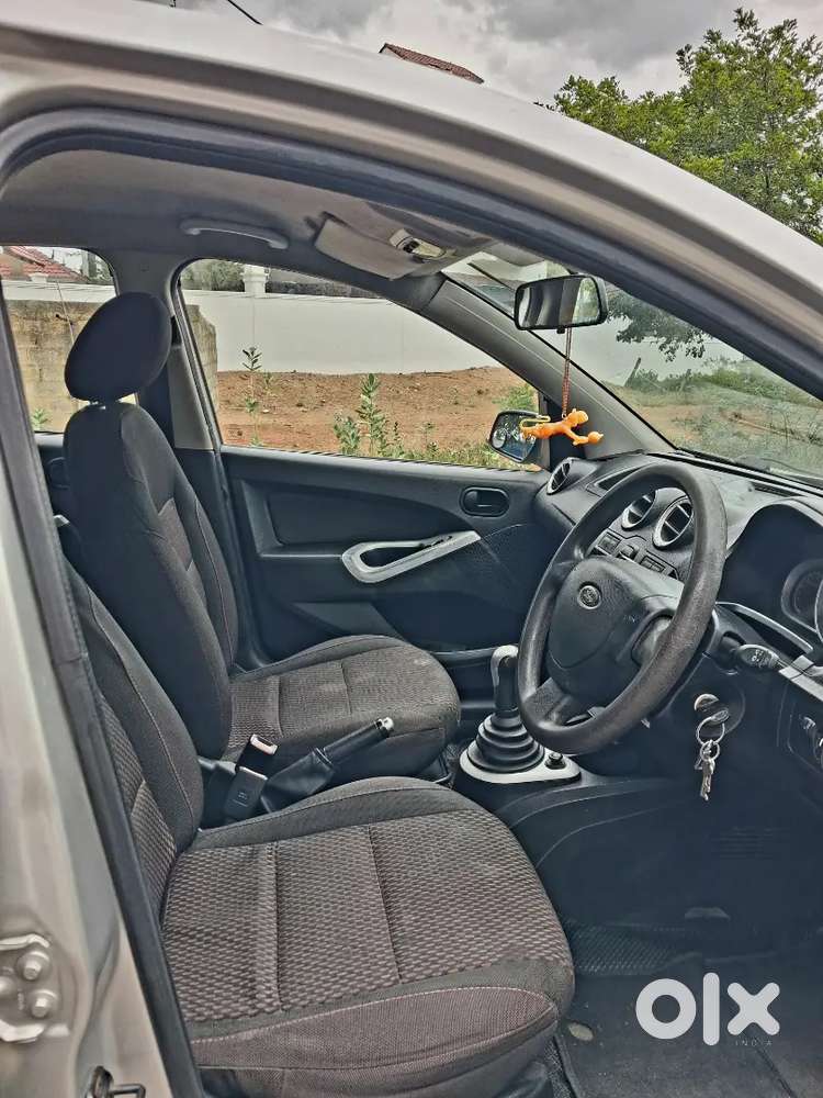 Ford Figo Diesel Zxi 2010
