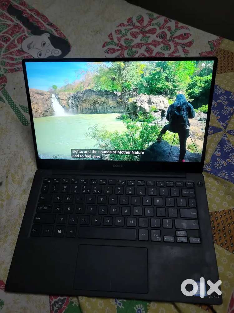 Dell XPS 13  ( touch )i7 , 8th generation