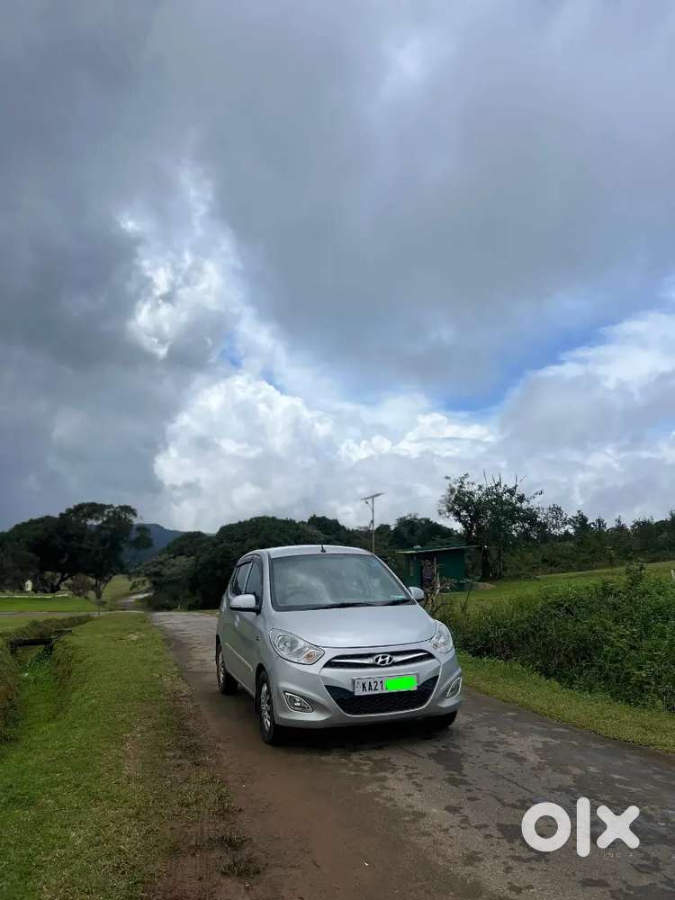 Hyundai I10 Sportz 2013 Car