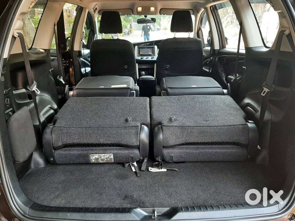 Toyota Innova Crysta 2.8 Gx At 7 Str, 2017