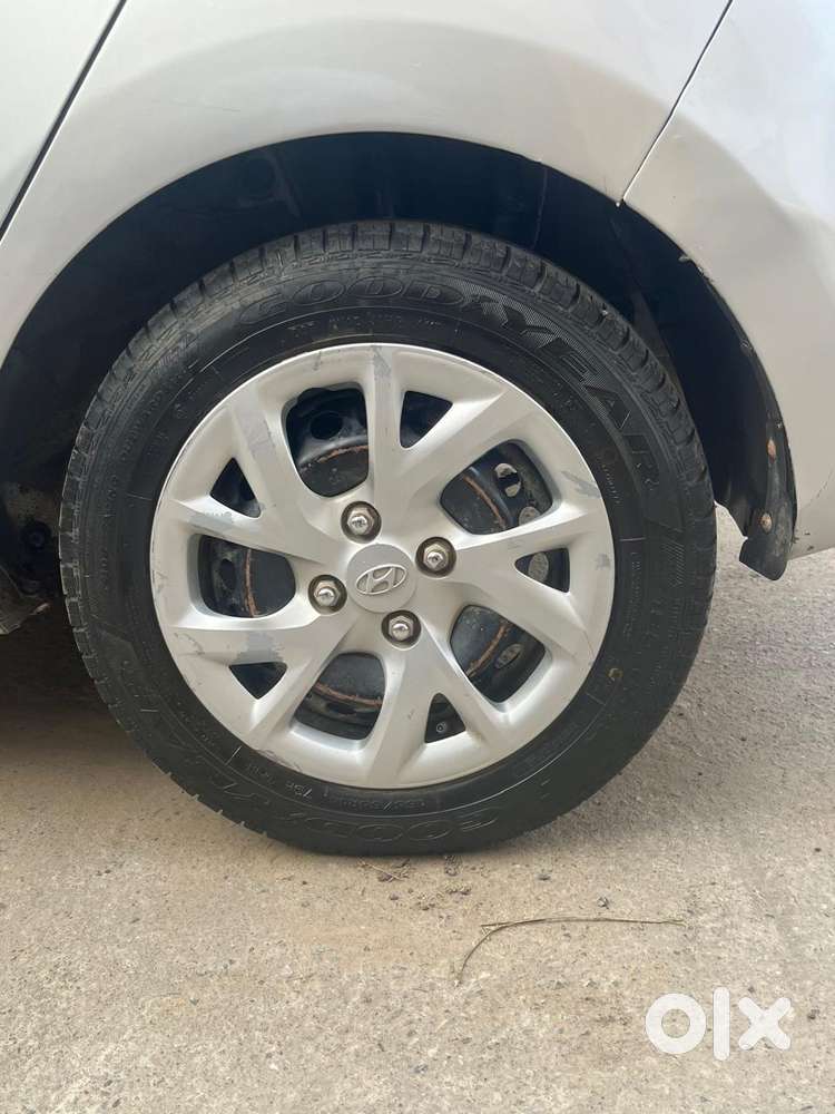 Hyundai Grand I10 Sportz Dual Tone 1.2 Crdi, 2018, Cng & Hybrids