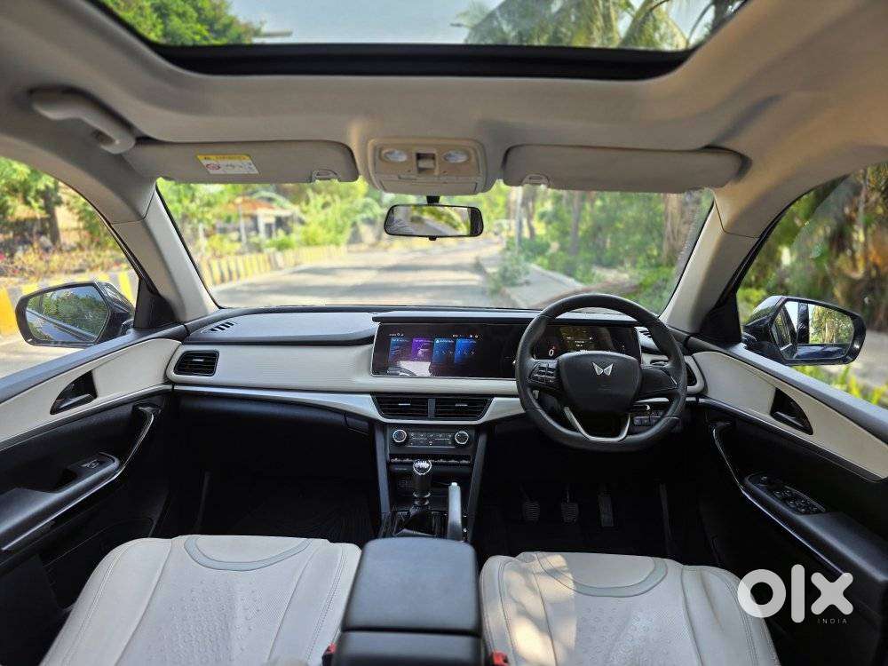 Mahindra Xuv700 2.2 Ax 5 Diesel Mt Str, 2023, Diesel