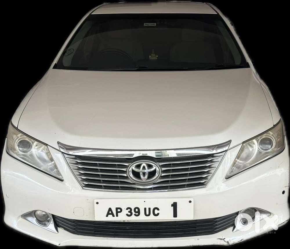Toyota Camry Petrol 112000 Km Driven
